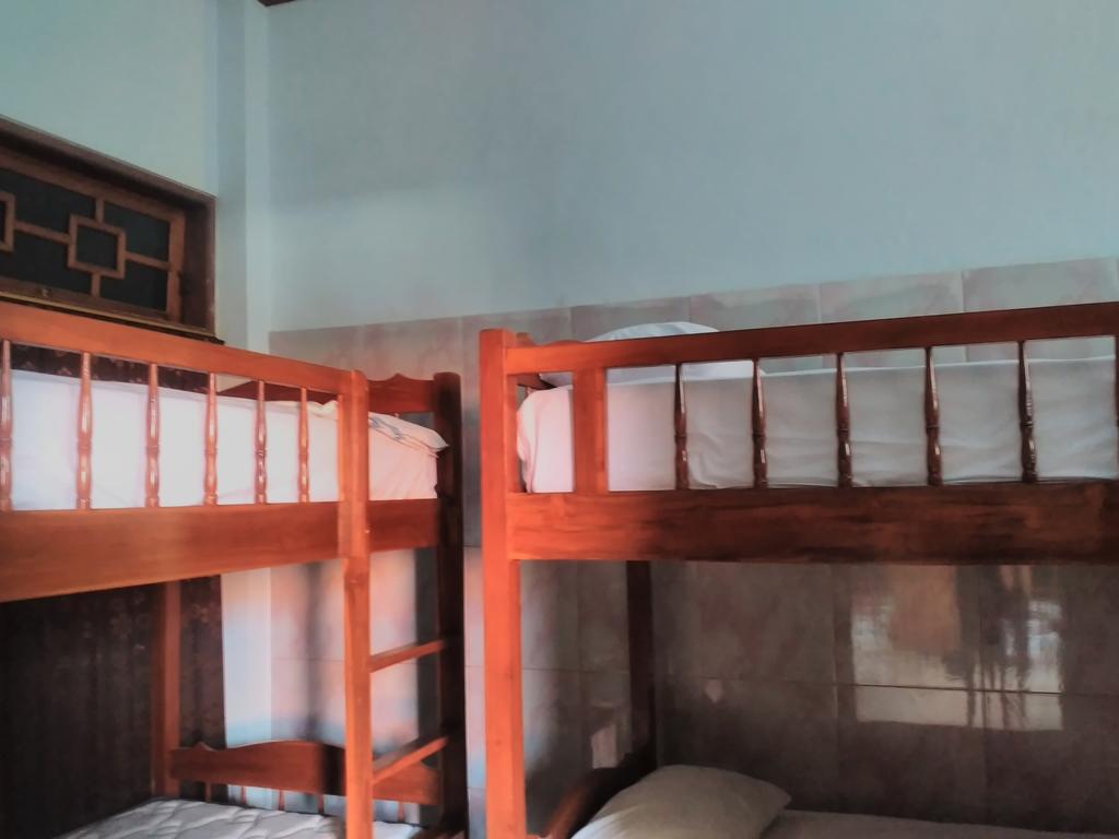 Ratih Bali Hostel Denpasar  Bagian luar foto