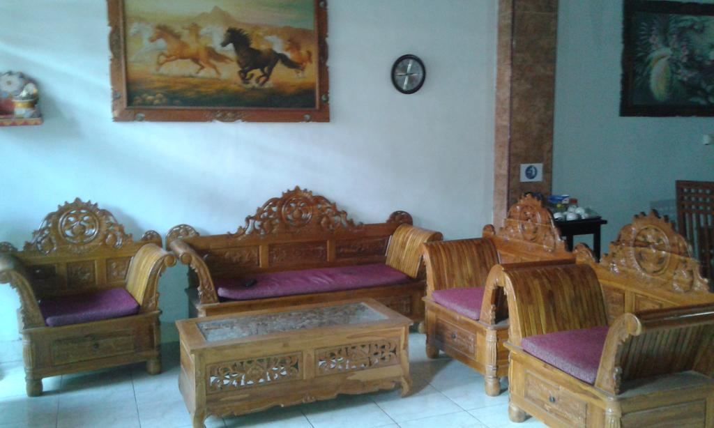 Ratih Bali Hostel Denpasar  Bagian luar foto